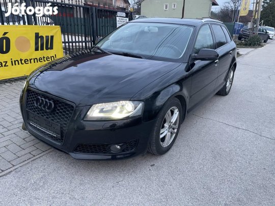 AUDI A3 1.2 TFSI Attraction Xenon.Digtklima.TEM...