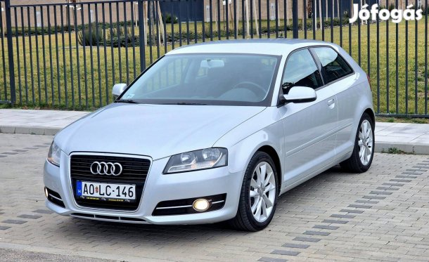 AUDI A3 1.4 TFSI Ambition Navi-Multikormány-Ülé...