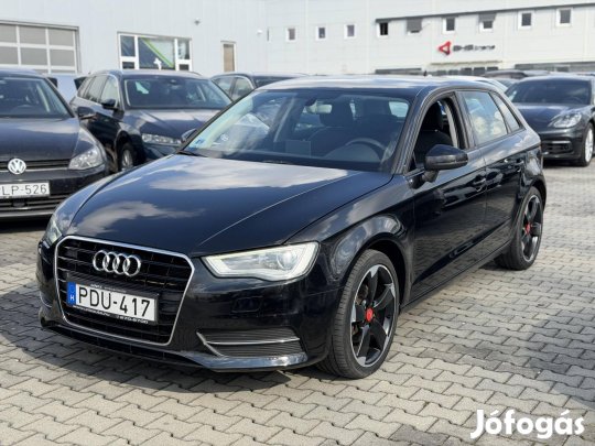 AUDI A3 1.6 TDI Ambition Ülésfűtés.Digitklima!