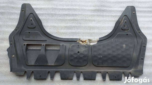 AUDI A3 8P motorvédő burkolat