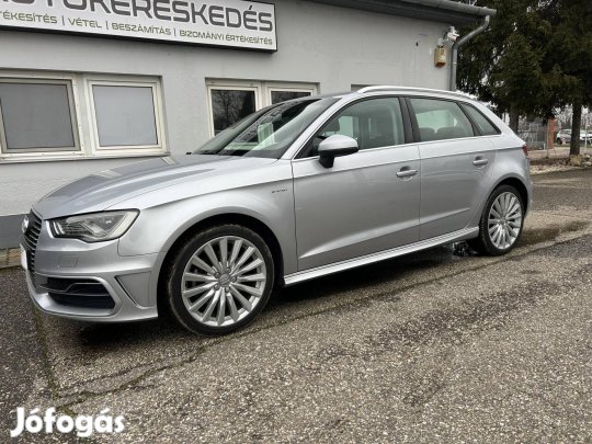 AUDI A3 Sportback 1.4 TFSI Ambiente S-tronic e-...