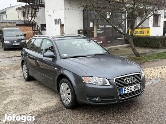 AUDI A4 2.0 Benzin Megkímélt! Nagyszerviz!
