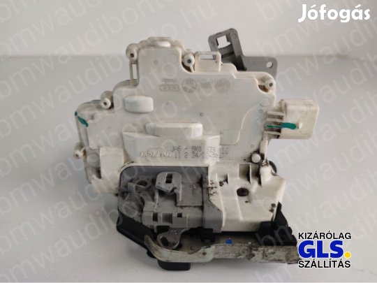 AUDI A4 Allroad B8 (8KH) Jobb hátsó ajtó zár (8K0339016)