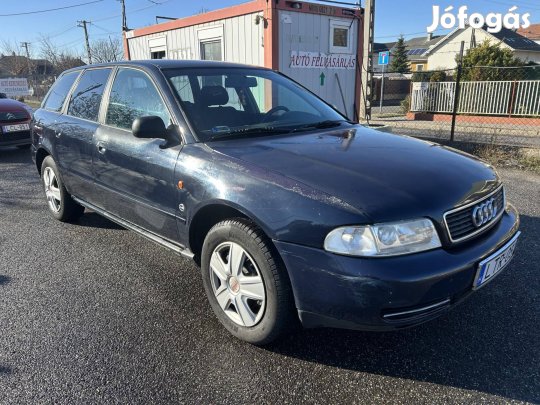 AUDI A4 Avant 1.8 Vonóhorog!