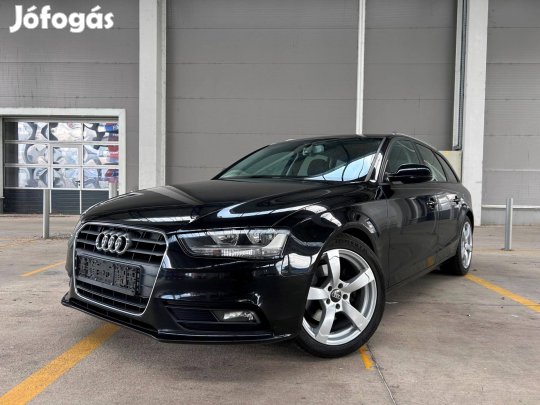 AUDI A4 Avant 2.0 TDI Sport 150 Lóerős !! Leinf...
