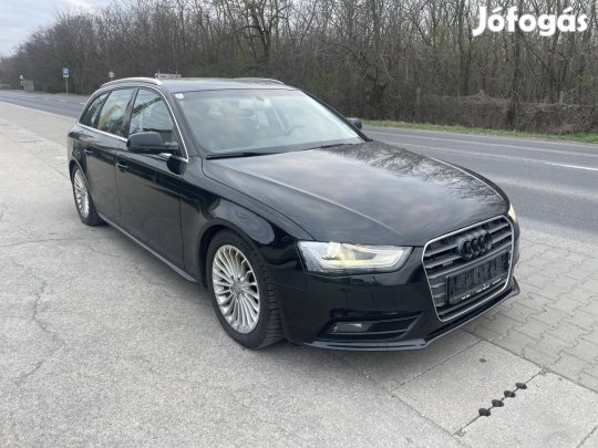 AUDI A4 Avant 2.0 TDI quattro Xenon/Navi/Tempom...