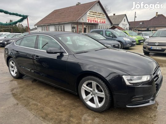 AUDI A5 Sportback 2.0 TDI Szervizkönyves