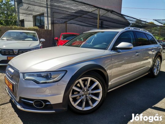 AUDI A6 Allroad 3.0 V6 TDI quattro S-tronic Szí...