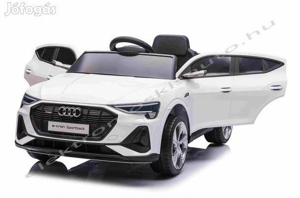 AUDI E-Tron fehér 12V-os 1 személyes eredeti elektromos kisautó