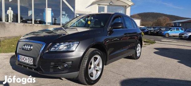 AUDI Q5 2.0 TDI DPF quattro S-tronic EU5 Megkím...