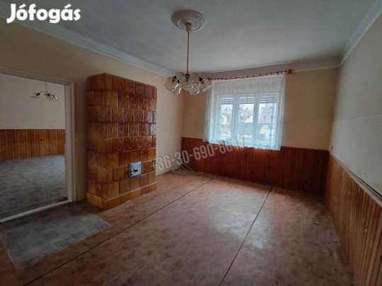 AZONNAL KÖLTÖZHETŐ! 110_fea