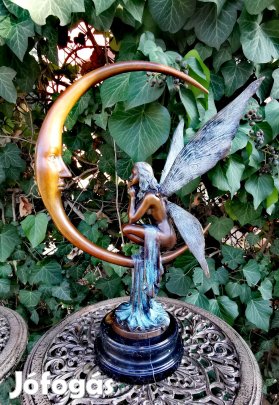 A Bölcs Hold és a Tündér Allegóriája - Exkluzív szoborritkaság 