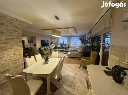 A Homokkertben, 129 nm-es, N+5 szobás, gyönyörű családi ház eladó!