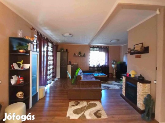 A LIDO HOME KESZTHELY eladásra kínál egy felújított KEHIDAKUSTÁNYI