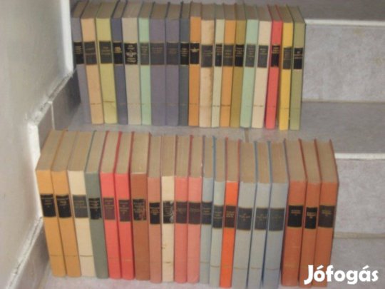 A Világirodalom Remekei sorozatból 47db