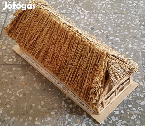 A Zselici Tájvédelmi Körzet népi építészeti emléke makettként eladó