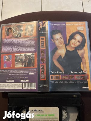 A csaj nem jár egyedül kistok vhs 