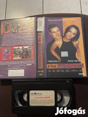 A csaj nem jár egyedül vigjáték nagytok vhs 