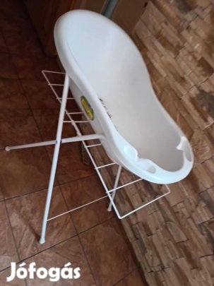 A képen látható babakád állvánnyal eladó!