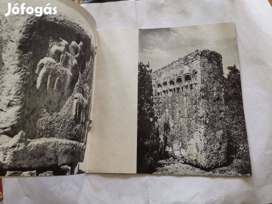 A középkori Bosznia síremlékei - Budapest 1972 Vármúzeum kiállítás -