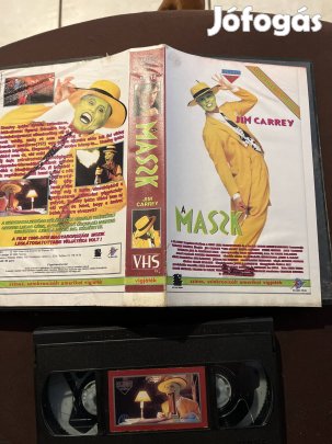 A maszk vhs nagytok vigjáték.  