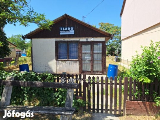 Abádszalóki 440 nm-es telek eladó