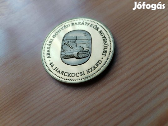 Abasár 44-dik Harckocsi ezred Aranyozot emlékérem