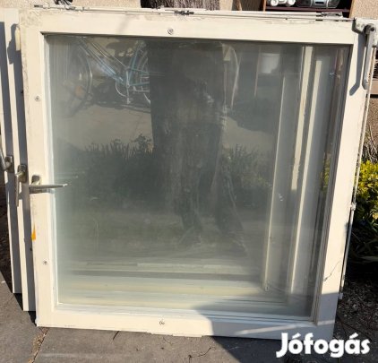 Ablak 110cm X 110cm eladó