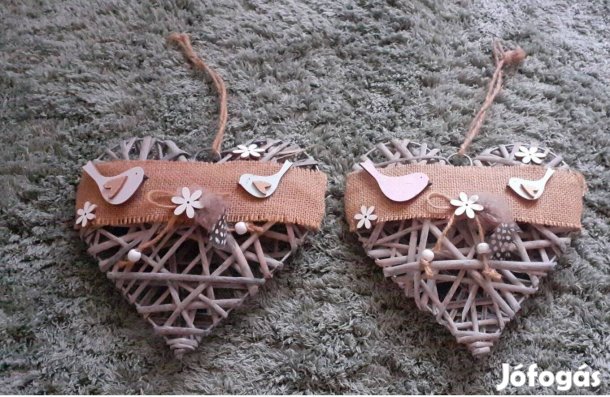 Ablakdísz felalaszrható