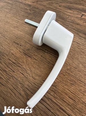 Ablakkilincs zárható