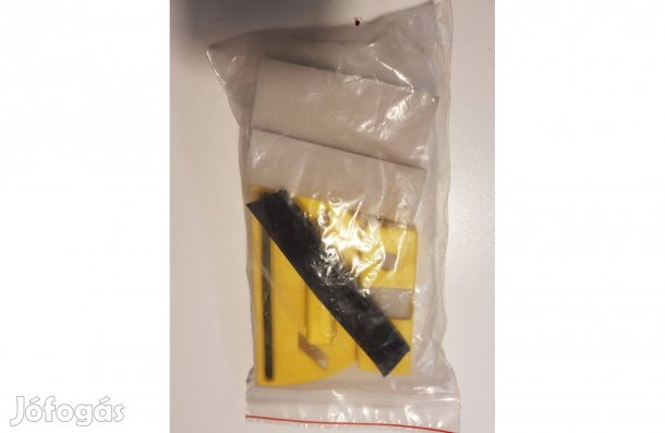 Ablaktisztító szivaccsal lehúzóval