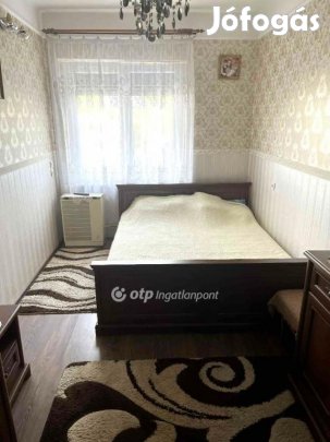 Abonyi 146 nm-es ház eladó