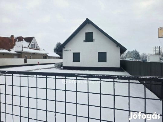 Abonyi 146 nm-es ház eladó