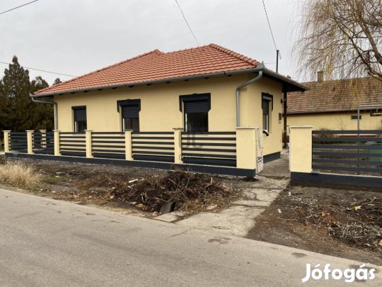 Abonyi eladó 77 nm-es ház