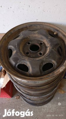 Acél autó felni Toyota Yaris