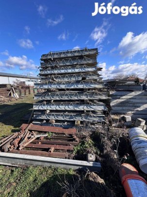 Acél födémzsalu tartó, áthidaló