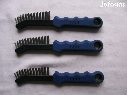 Acélsörtéjű drótkefe féknyereghez