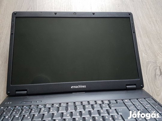 Acer E728 emachines laptop eladó