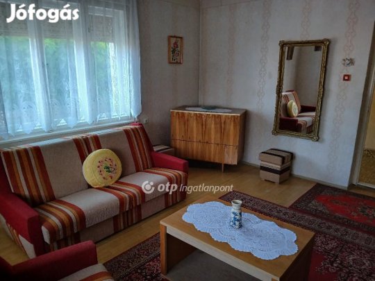 Adácsi 87 nm-es ház eladó