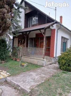 Ádánd családi ház eladó