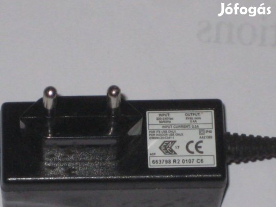 Adapter 5V DC 0,4A 2