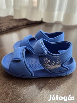 Adidas 23-as szandál 
