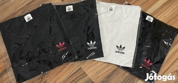 Adidas 2Xl-es női pólók eladók!