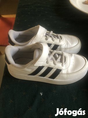 Adidas 35-ös újszerű sportcipő 