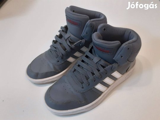 Adidas 38-as magasszárú cipő