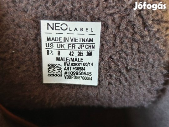 Adidas 42-es bakancs szép állapotban 