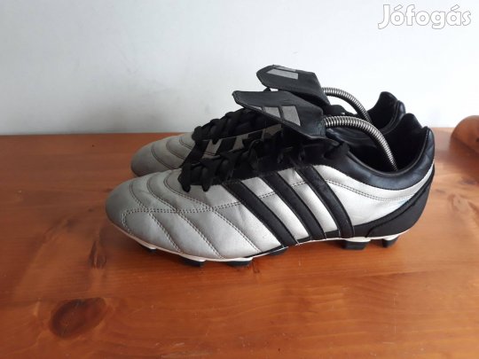 Adidas 43 1/3 stoplis cipő 43-as focicipő
