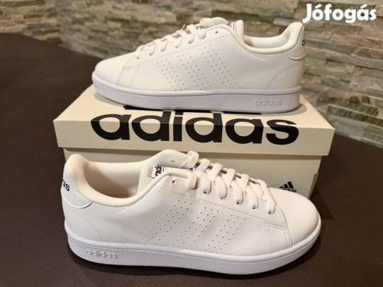 Adidas Advantage Base fehér bőr sneaker cipő eladó