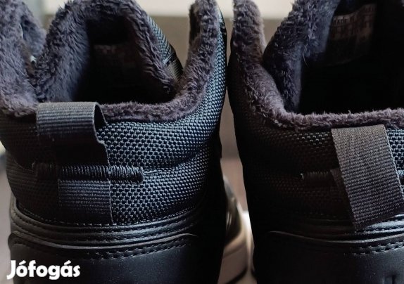 Adidas Hoops 3.0 MID WTR unisex cipő 41 1/3