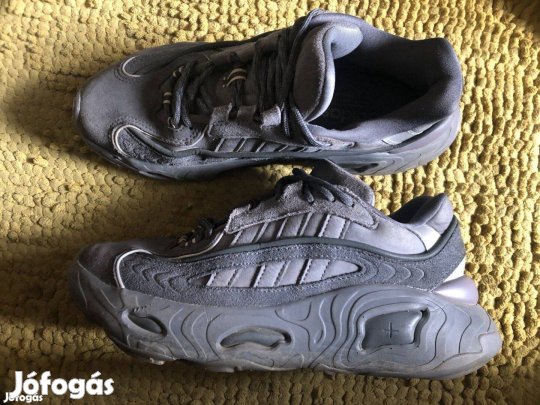 Adidas Oznova,Adiplus sportcipő